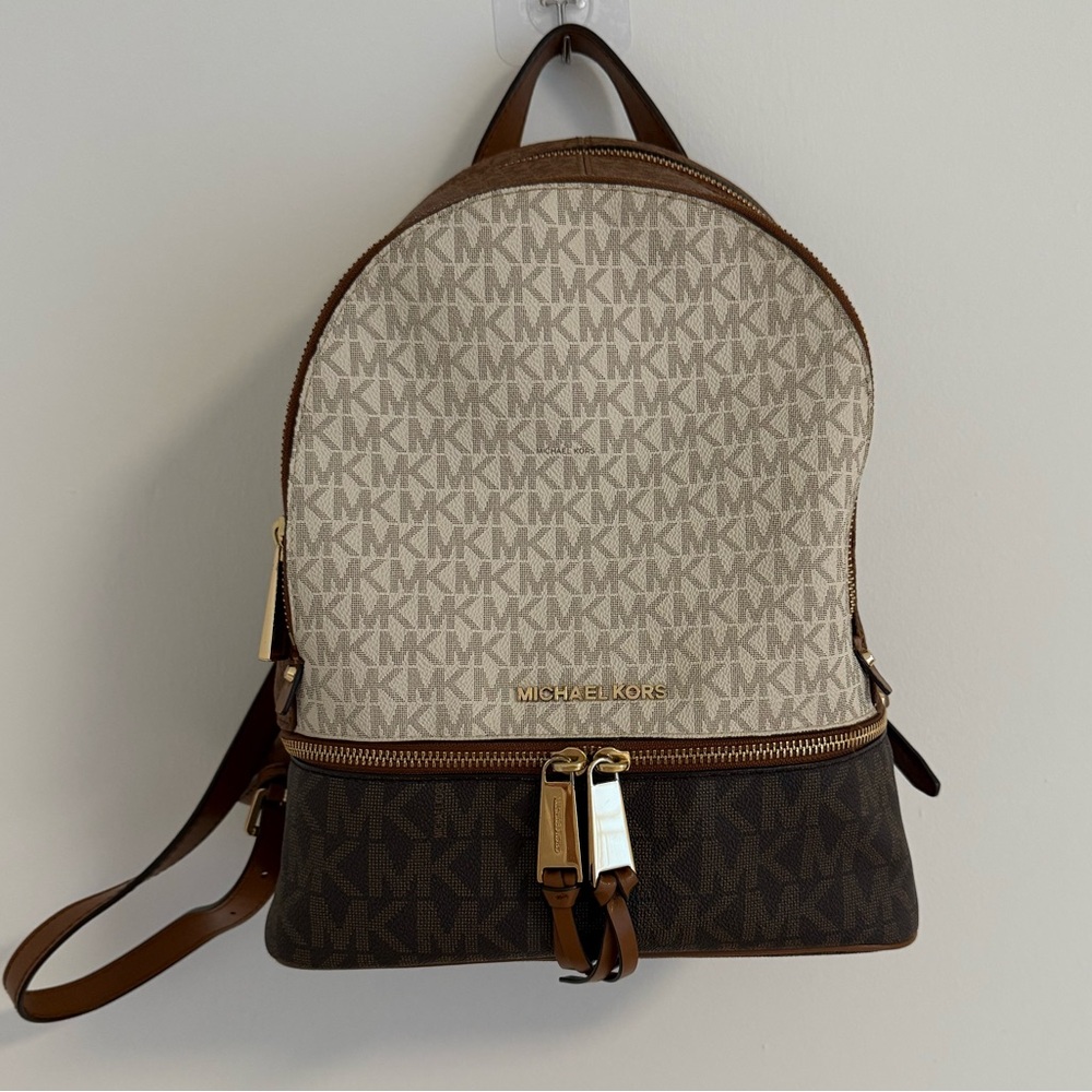 MISHAEL KORS Backpack